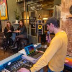Dave hosting the quiz at Neulich